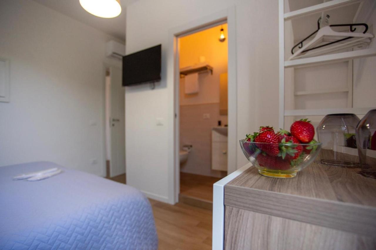Bed And Breakfast Castello7 San Felice del Benaco Εξωτερικό φωτογραφία